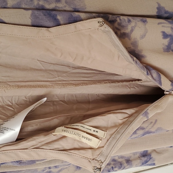 Urban Outfitters Maria Floral Print Halter Jumpsuit Size M - Picture 9 of 10